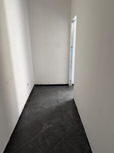 75568